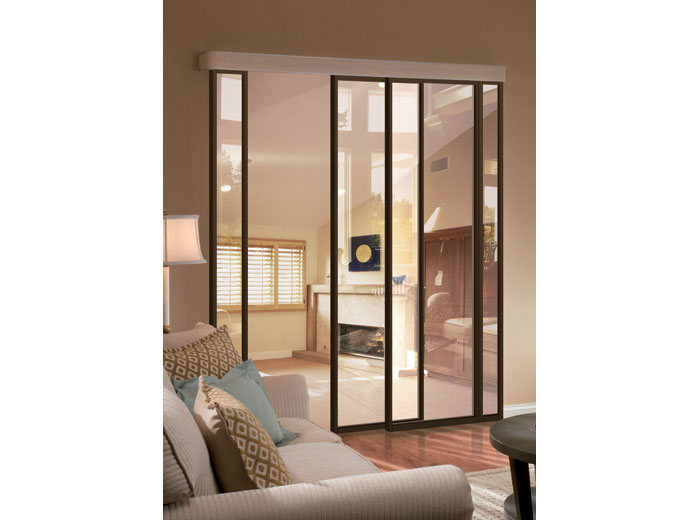 客廳鋁框玻璃推拉門